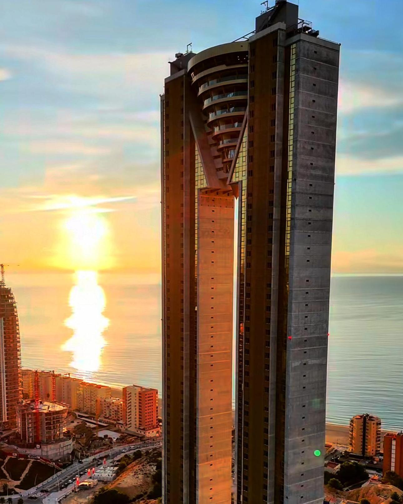 Skypartment Intempo Benidorm Apartment Luaran gambar